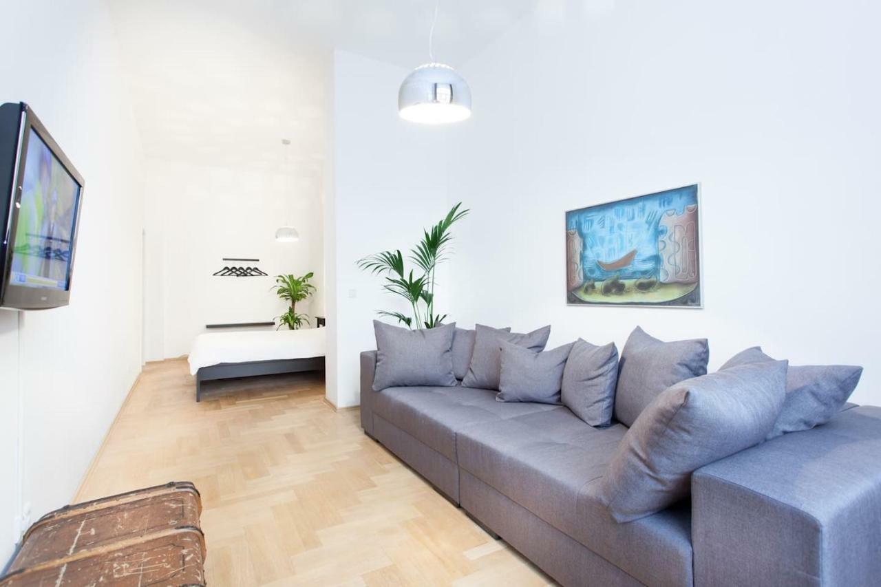 Labyrinth Apartamento Berlim Exterior foto